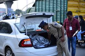 தமிழ்நாடு உள்பட ஐந்து மாநிலங்களுக்கான தேர்தல் தேதி அறிவிக்கப்பட்டதை தொடர்ந்து தேர்தல் நடத்தை விதிகள்  அமலுக்கு வந்தன.